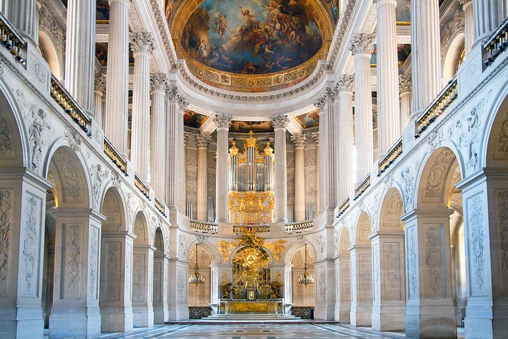 Asiste a la Serenata Real en el Castillo de Versalles