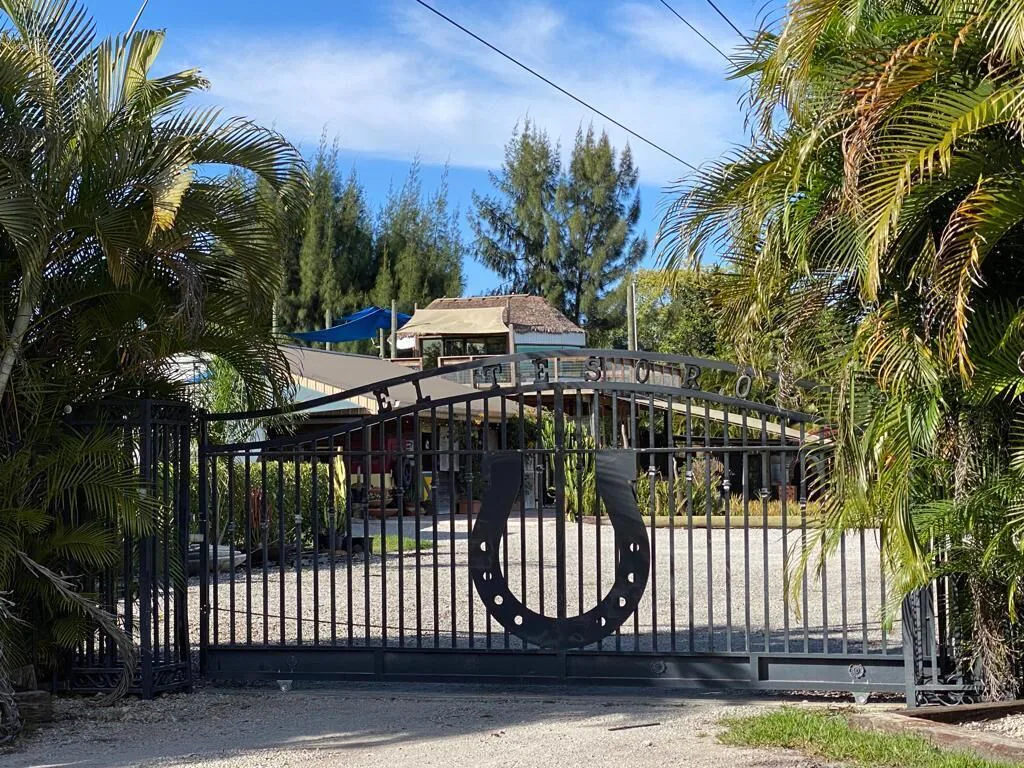 Cabañas para parejas cerca de Miami Florida-1