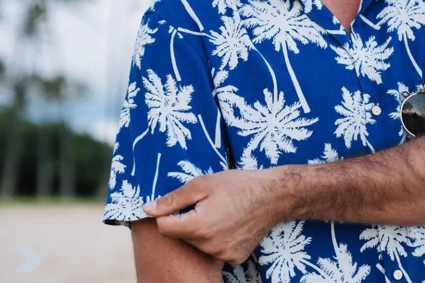 Camisas de playa con botones