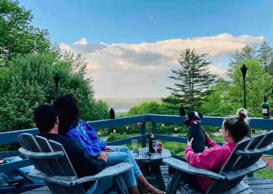 Chalet moderno con vistas espectaculares-Cabañas que Admiten Mascotas en Vermont