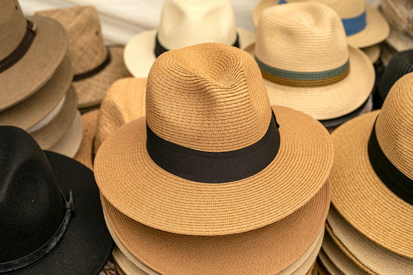 Compra un sombrero Cosas increíbles para hacer en la Ciudad de Panamá 4