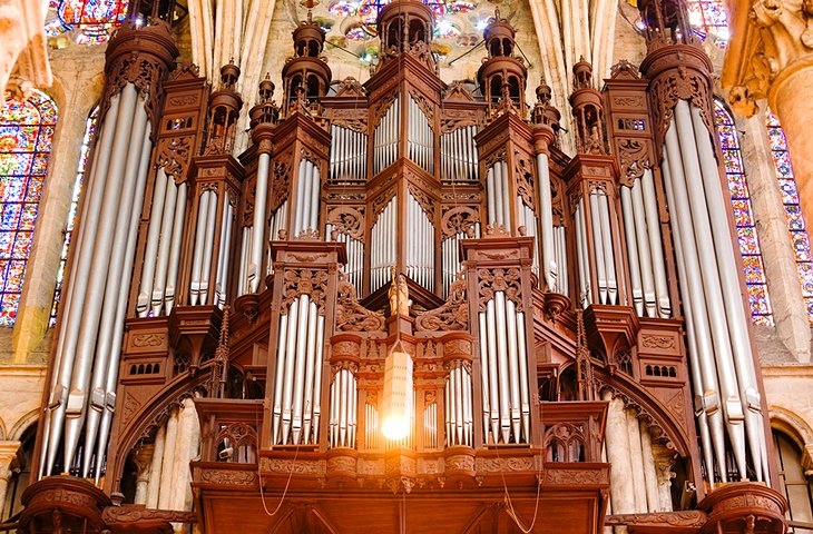 Déjate inspirar por el Festival de Órgano en la majestuosa Catedral de Chartres