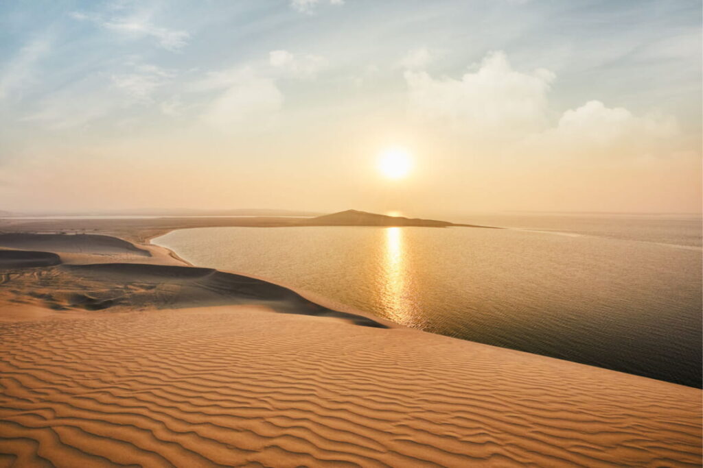 Descubre Khor Al Adaid ¡El Mar Interior de Qatar!