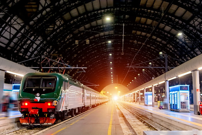 Explorando la Stazione di Milano Centrale
