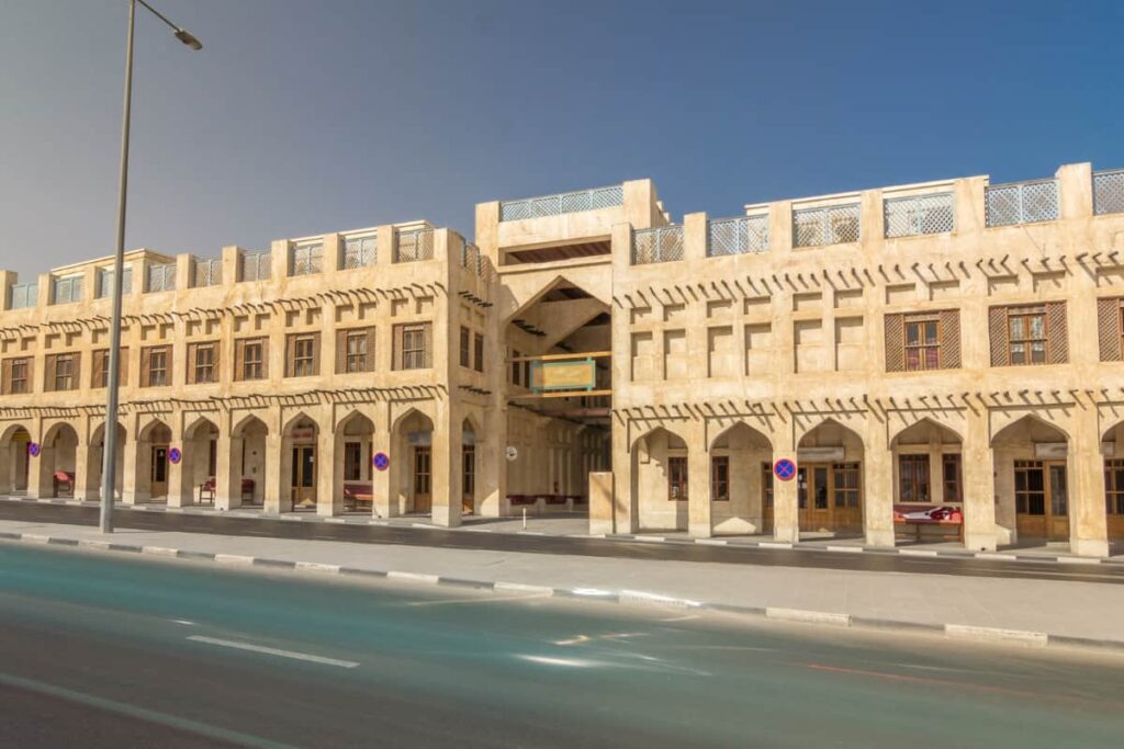 Falcon Souq Doha Lugar Ideal para la cetrería en Qatar