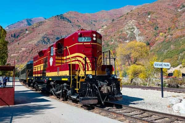 Ferrocarril histórico del valle de Heber-Lugares para ver los Colores del Otoño en Utah