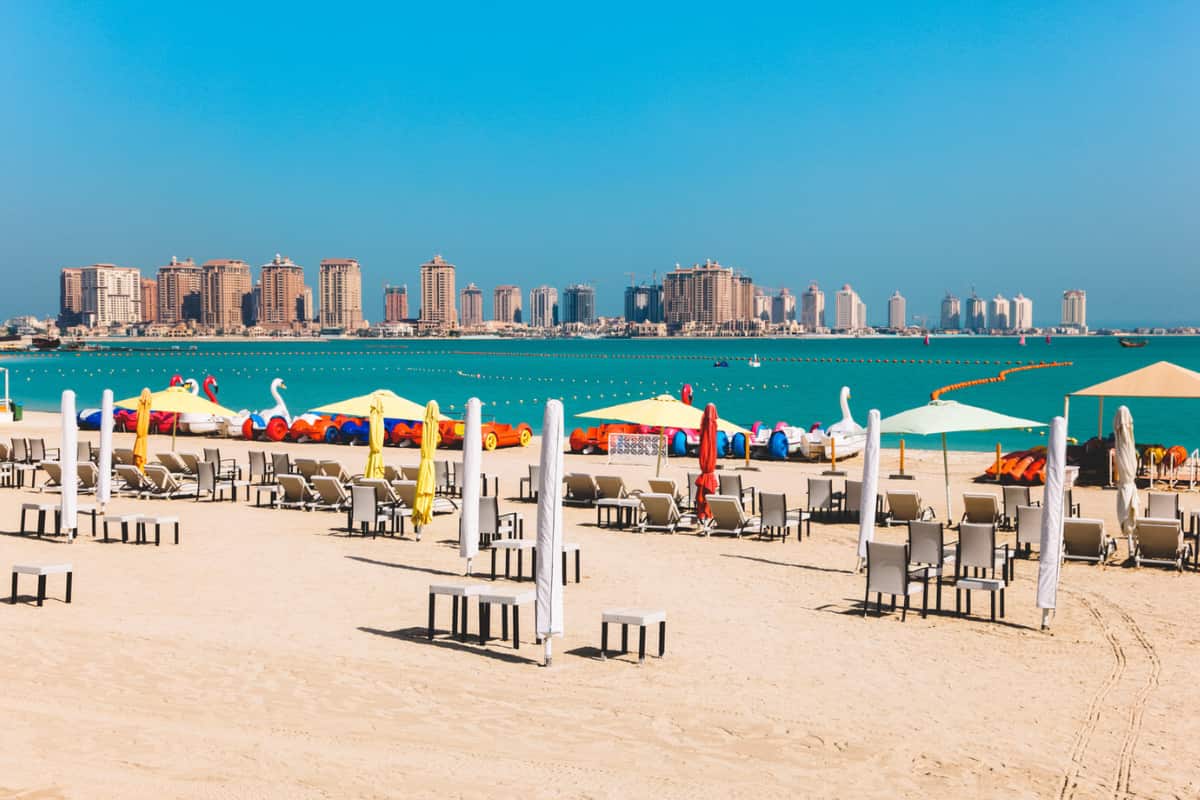 Katara Beach: Una Playa Llena de Diversión en Doha