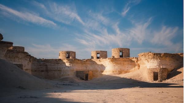 La construcción de Zekreet Fort Qatar lo que necesita saber