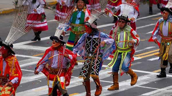 La música y la danza mantienen viva la cultura peruana