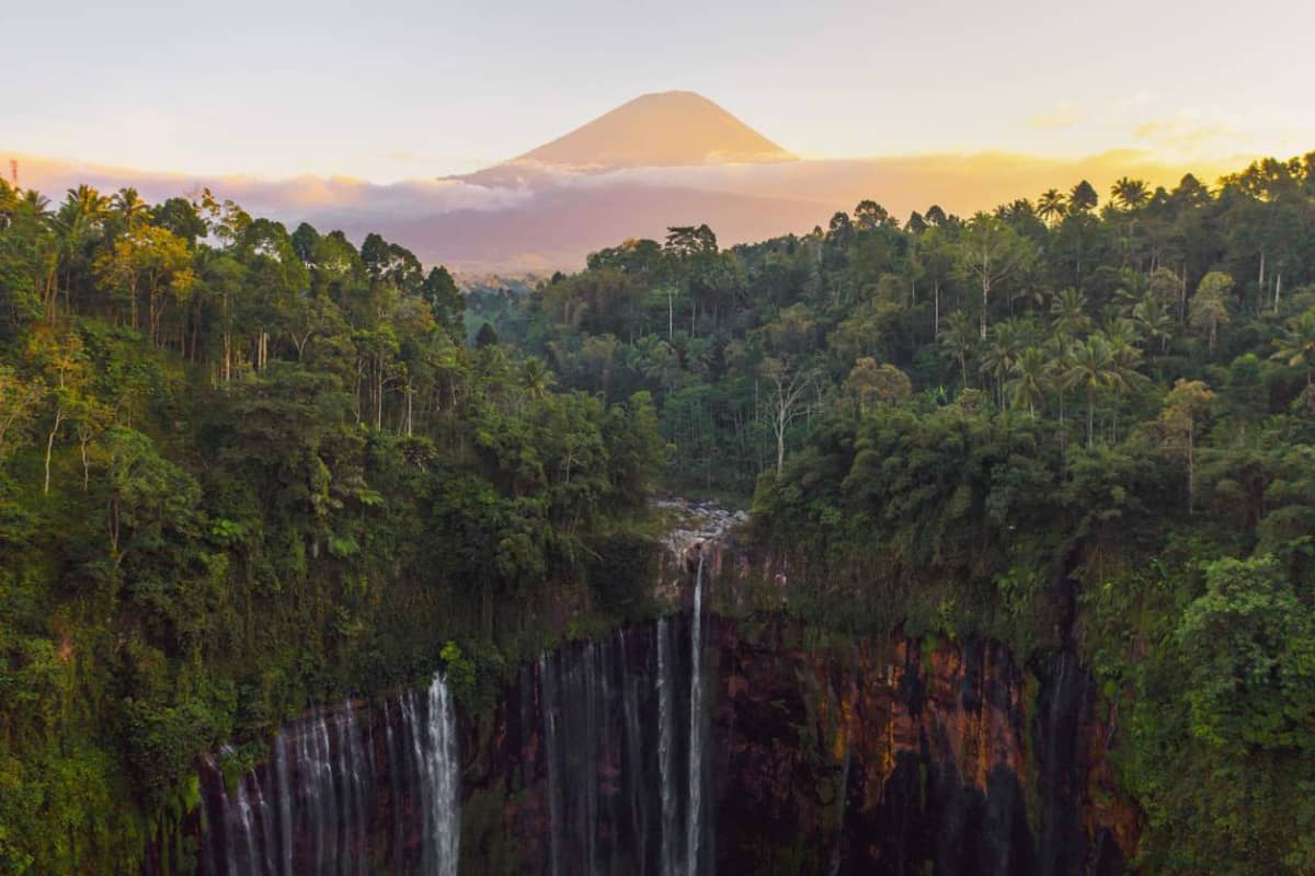 Las Increíbles Cataratas Tumpak Sewu de Indonesia