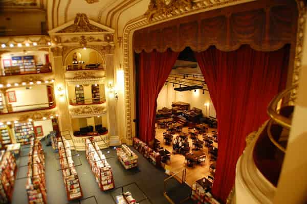 Los viejos palcos de ópera tienen un nuevo papel