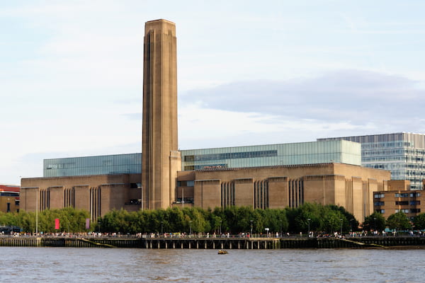 Obtenga su dosis de arte en Tate Britain y Tate Modern