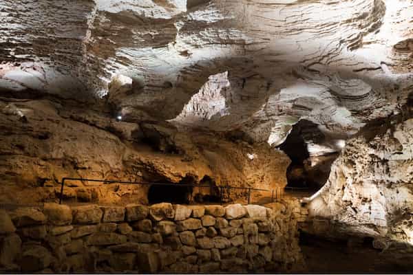 Parque Estatal Longhorn Cavern