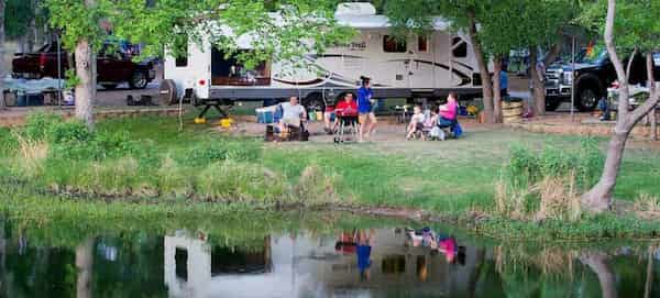 Parque estatal Inks Lake-Campamentos para casas rodantes en Austin
