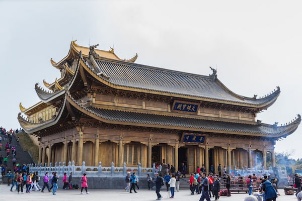 Qué más hay para hacer en la zona visitar el Buda Gigante de Leshan en China 4