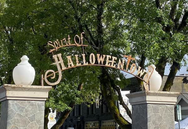 St. Helen's, Oregón-Lugares para Visitar en Halloween en los EE. UU