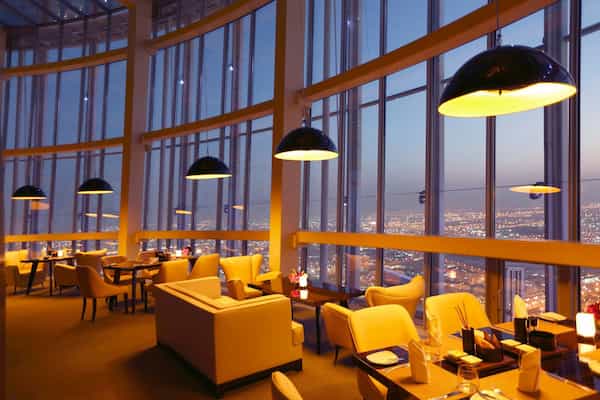 Three Sixty-Restaurantes Elegantes en Doha