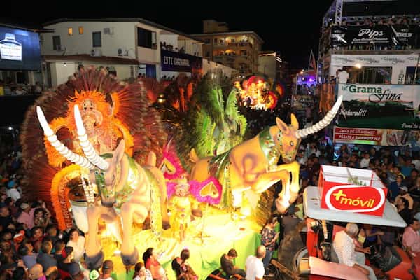 Una fiesta nacional-carnaval de Panamá