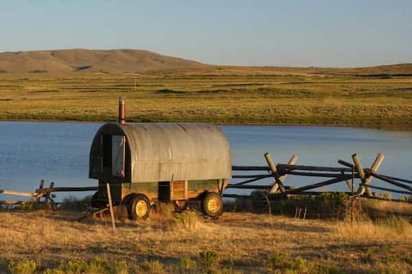 Vagón de ovejas del campamento Highline-Destinos de Glamping en Wyoming