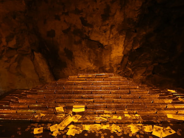 Visita una mina de oro cavernosa 4