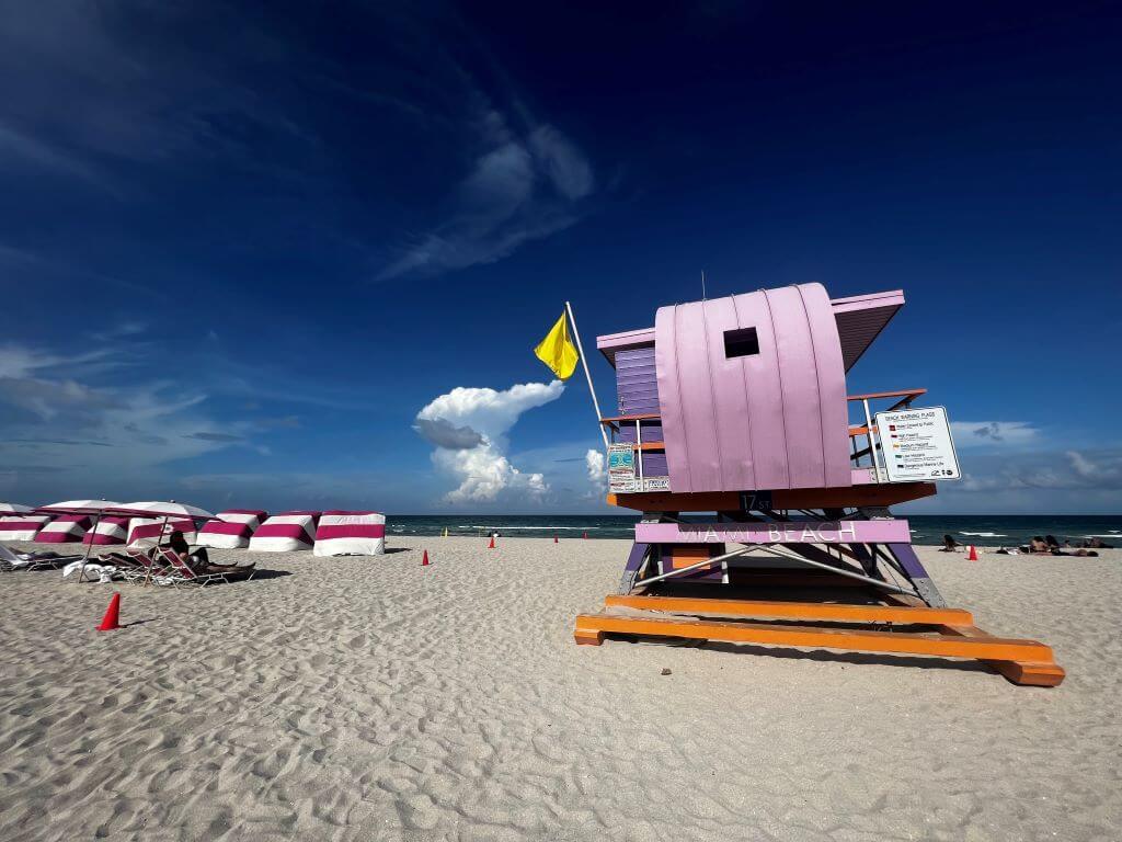 Mejores Lugares para Visitar en Febrero en EE.UU Miami Beach, Florida