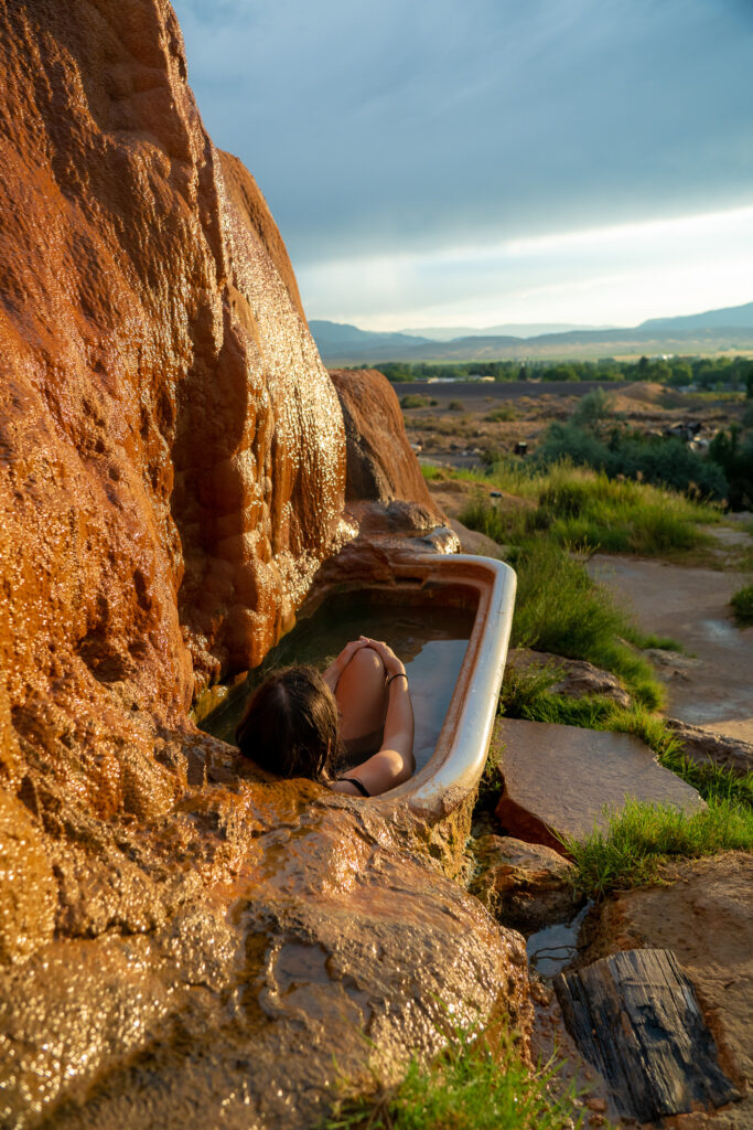Mejores Lugares para Visitar en Marzo en EE.UU Aguas termales místicas, Utah