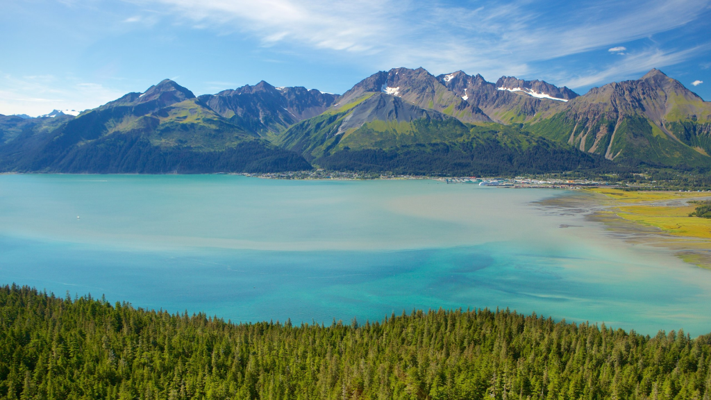 Mejores Lugares para Visitar en Julio en EE.UU Seward, Alaska
