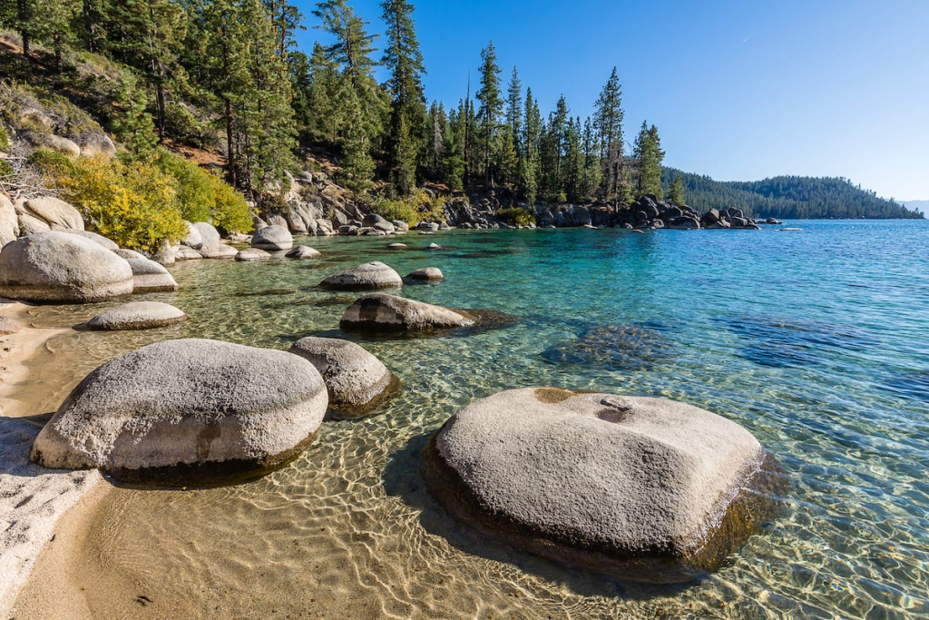 Mejores Lugares para Visitar en Agosto en EE.UU Lago Tahoe