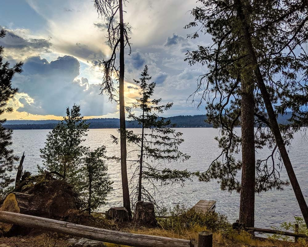 acampar en el lago Idaho Parque Estatal Ponderosa