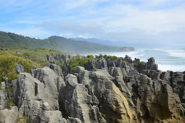 rocas de panqueques-Viaje en Tren a Nueva Zelanda